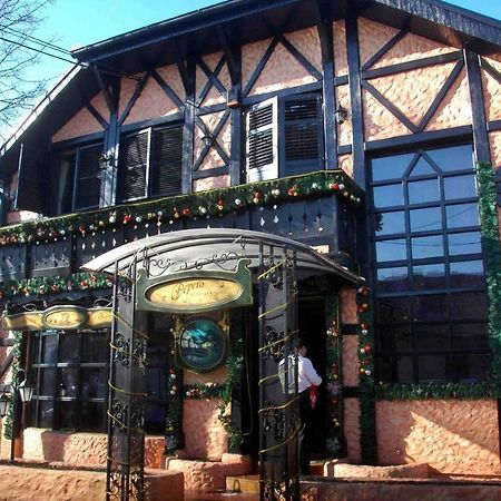 Vila Geppetto Белград Екстериор снимка