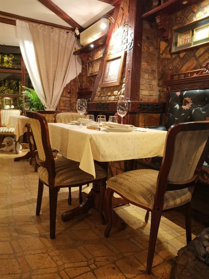Vila Geppetto Белград Екстериор снимка